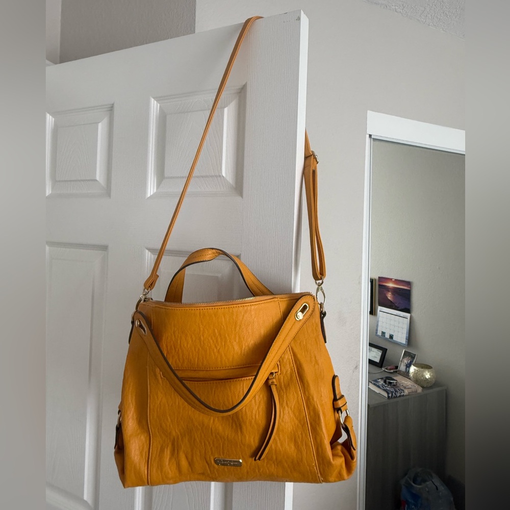 Jessica Simpson Mustard Handbag - Picture 5 of 8